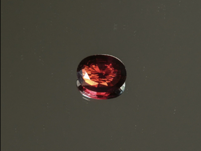 Гранат красный, овал, 4,48 ct — AA-104, фото 1