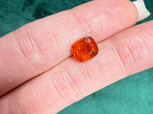 Гранат спессартин, кушон, 2,75 ct — AA-09, фото 2