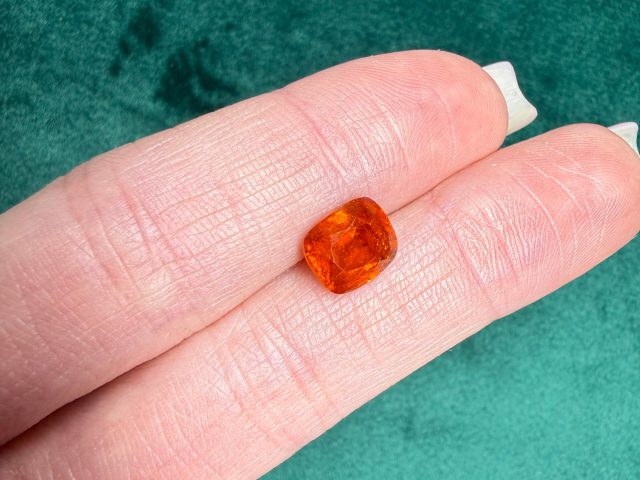 Гранат спессартин, кушон, 2,75 ct — AA-09, фото 3