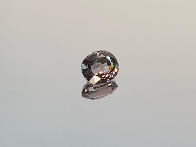 Шпинель, кушон, 1,37 ct — AA-92, фото 1