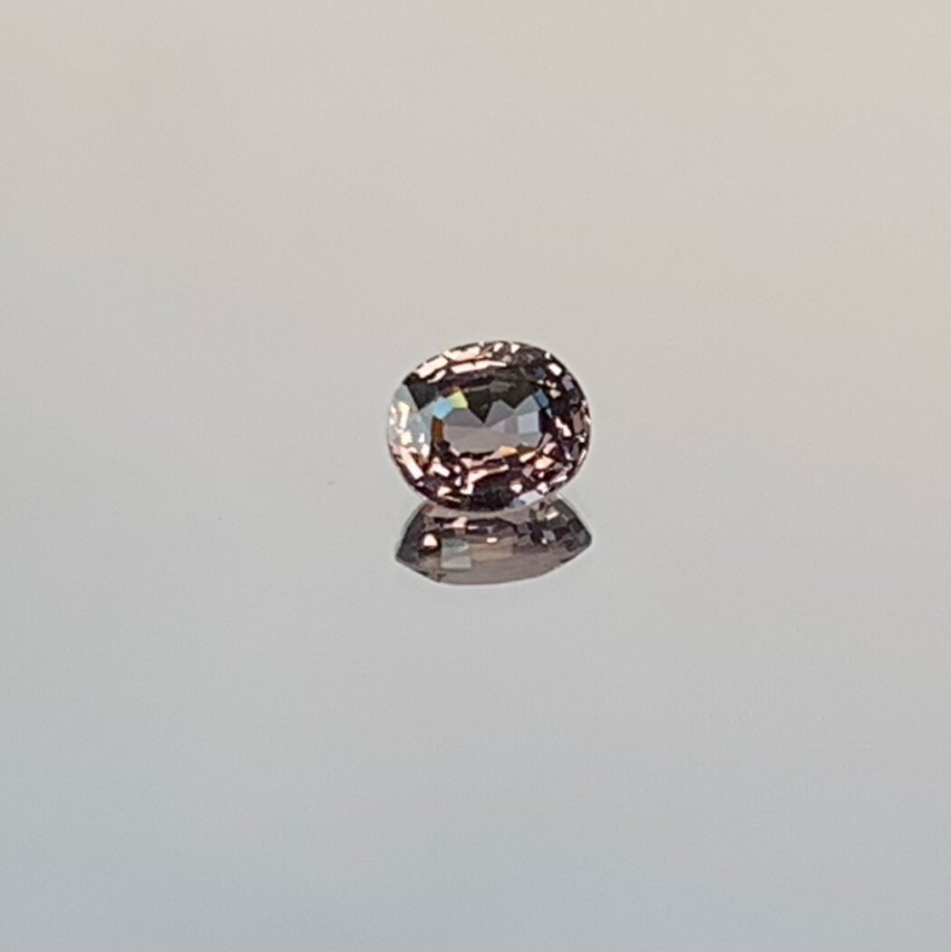 Шпинель фиолетовая, кушон, 1,37 ct — AA-92, фото 2