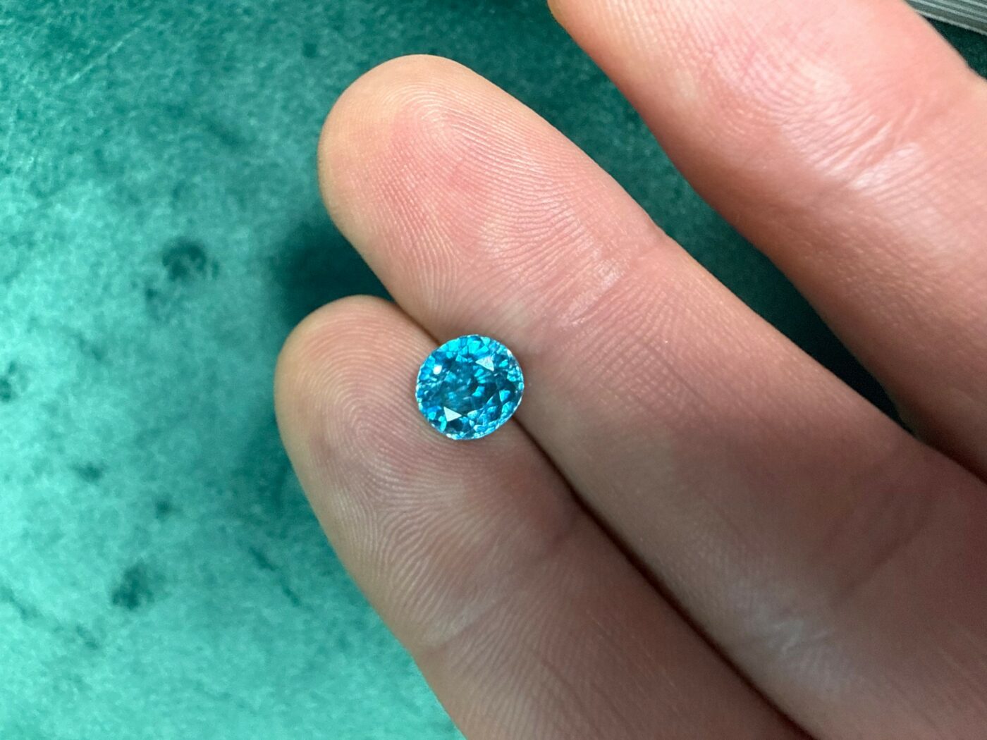 Циркон голубой, овал, 3,97 ct — AA-44, фото 2