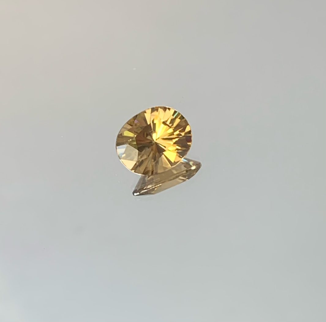 Циркон платиновый, овал, 3,89 ct — AA-27, фото 1