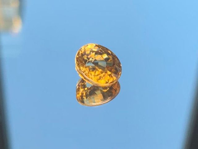 Циркон жёлтый, овал, 10,10 ct — AA-19, фото 1